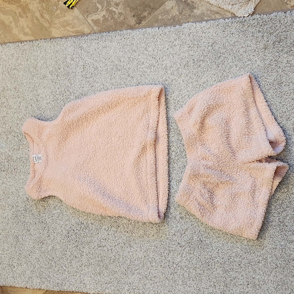 Art class XL fleece pajama set with robe